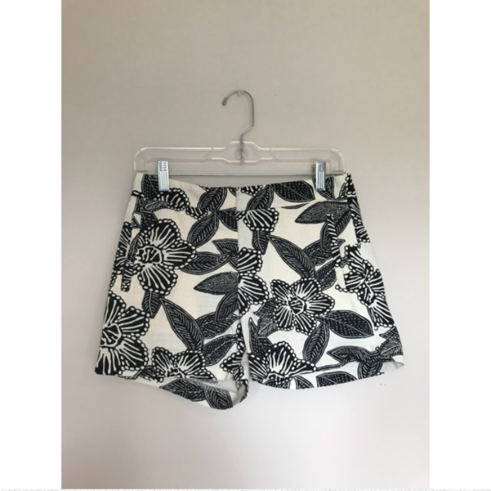 FLORAL J CREW CHINO SHORTS !!